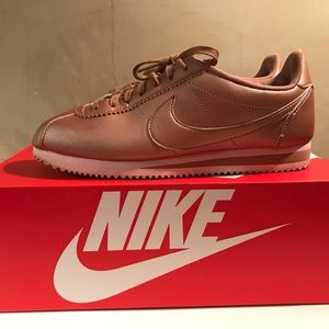 Nike Cortez, Rose Gold